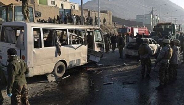 काबुल में फौज के काफिले पर आतंकी हमला, 40 की मौत 25 घायल