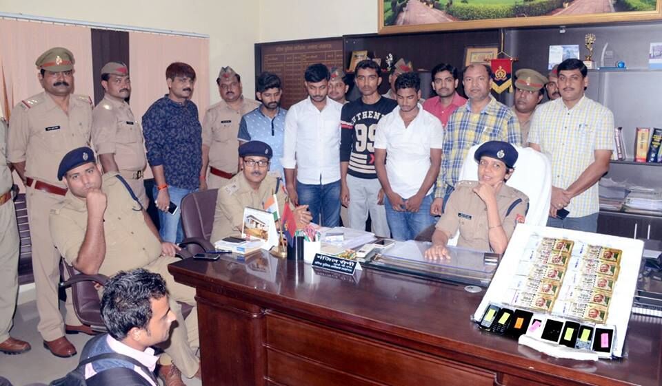 मंजिल सैनी की पुलिस ने किया 24 घंटे में लूट का खुलासा मंजिल सैनी की पुलिस ने किया 24 घंटे में लूट का खुलासा