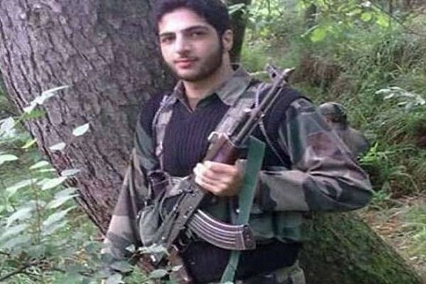 कांग्रेस नेता सैफुद्दीन सोज़ ने हिजबुल आतंकी बुरहान वाणी को लेकर दिया विवादित बयान कांग्रेस नेता सैफुद्दीन सोज़ ने हिजबुल आतंकी बुरहान वाणी को लेकर दिया विवादित बयान