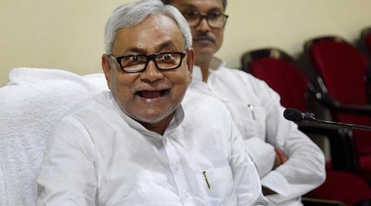 महागठबंधन संकट: नीतीश का बड़ा फैसला, लालू और तेजश्वी के उड़े होश महागठबंधन संकट: नीतीश का बड़ा फैसला, लालू और तेजश्वी के उड़े होश
