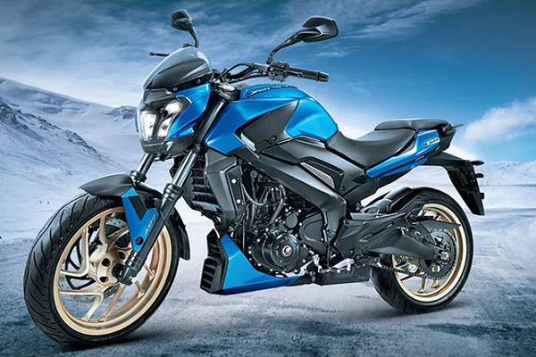 बजाज ने तीन नए रंगों में पेश की नई डोमिनोर 400 प्रीमियम बाइक, जानें खास फीचर्स