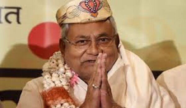 नीतीश कुमार ने राज ठाकरे पर साधा निशाना, कहा- बिना बिहारियों के कोई काम नहीं करा सकते नीतीश कुमार ने राज ठाकरे पर साधा निशाना, कहा- बिना बिहारियों के कोई काम नहीं करा सकते