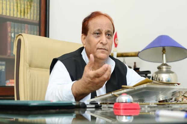 पुलवामा में आतंकी हमले और मुलायम के बयान पर आज़म खान ने यह कहकर फैलाई सनसनी! पुलवामा में आतंकी हमले और मुलायम के बयान पर आज़म खान ने यह कहकर फैलाई सनसनी!