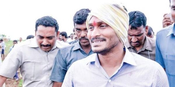 YSR कांग्रेस के इन पांच संसद सदस्यों ने दिया सामूहिक इस्तीफा, लोकसभा अध्यक्ष ने किया मंजूर