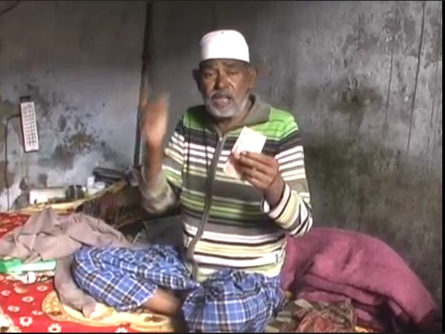 अल्लाह वाले बाबा की गुजीया में सदभाव का रंग