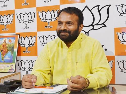 मायावती को जनता से माफी मांगकर राजनीति छोड़ने की घोषणा करनी चाहिए - डॉ चन्द्रमोहन मायावती को जनता से माफी मांगकर राजनीति छोड़ने की घोषणा करनी चाहिए - डॉ चन्द्रमोहन