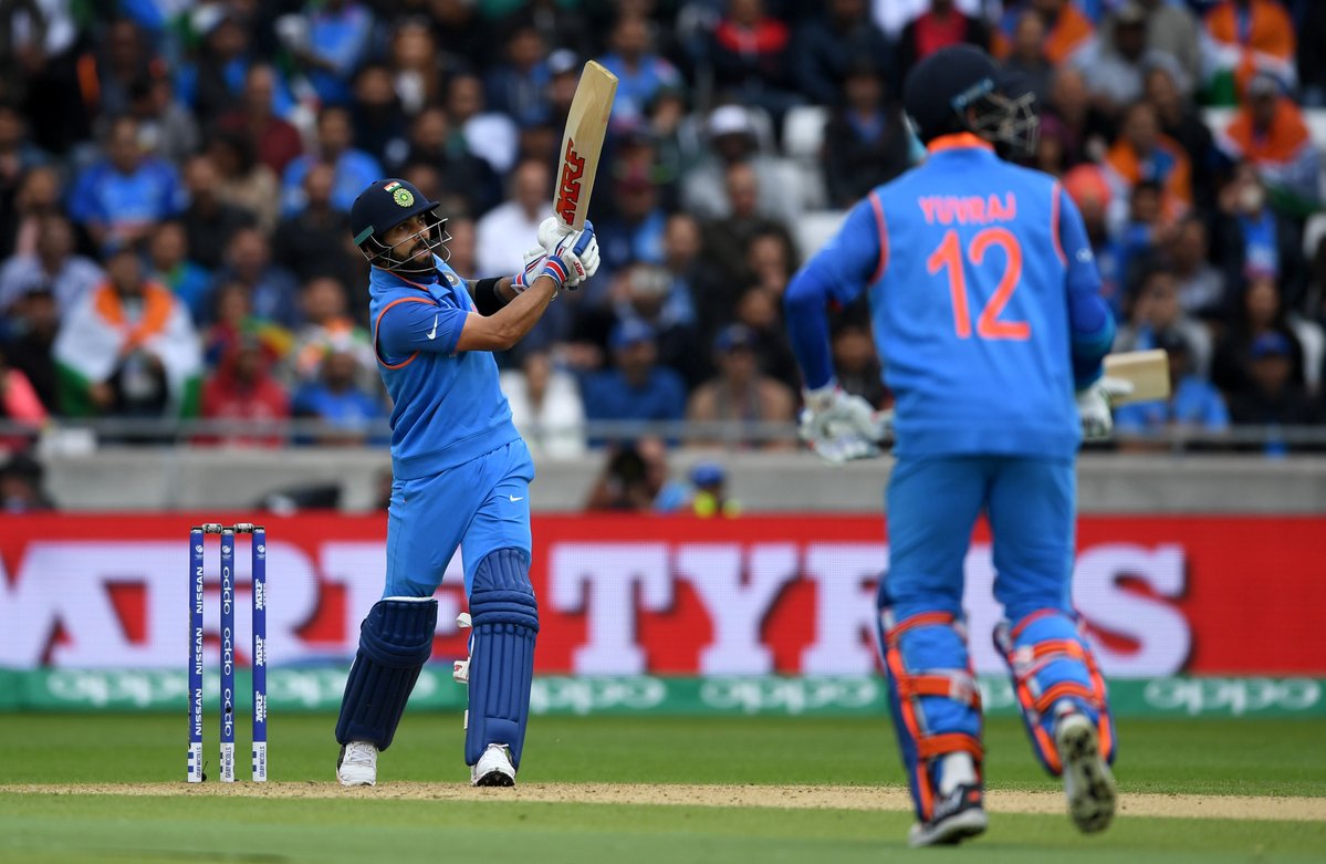 युवराज के सामने क्लब के बल्लेबाज की तरह महसूस हुआ : कोहली युवराज के सामने क्लब के बल्लेबाज की तरह महसूस हुआ : कोहली