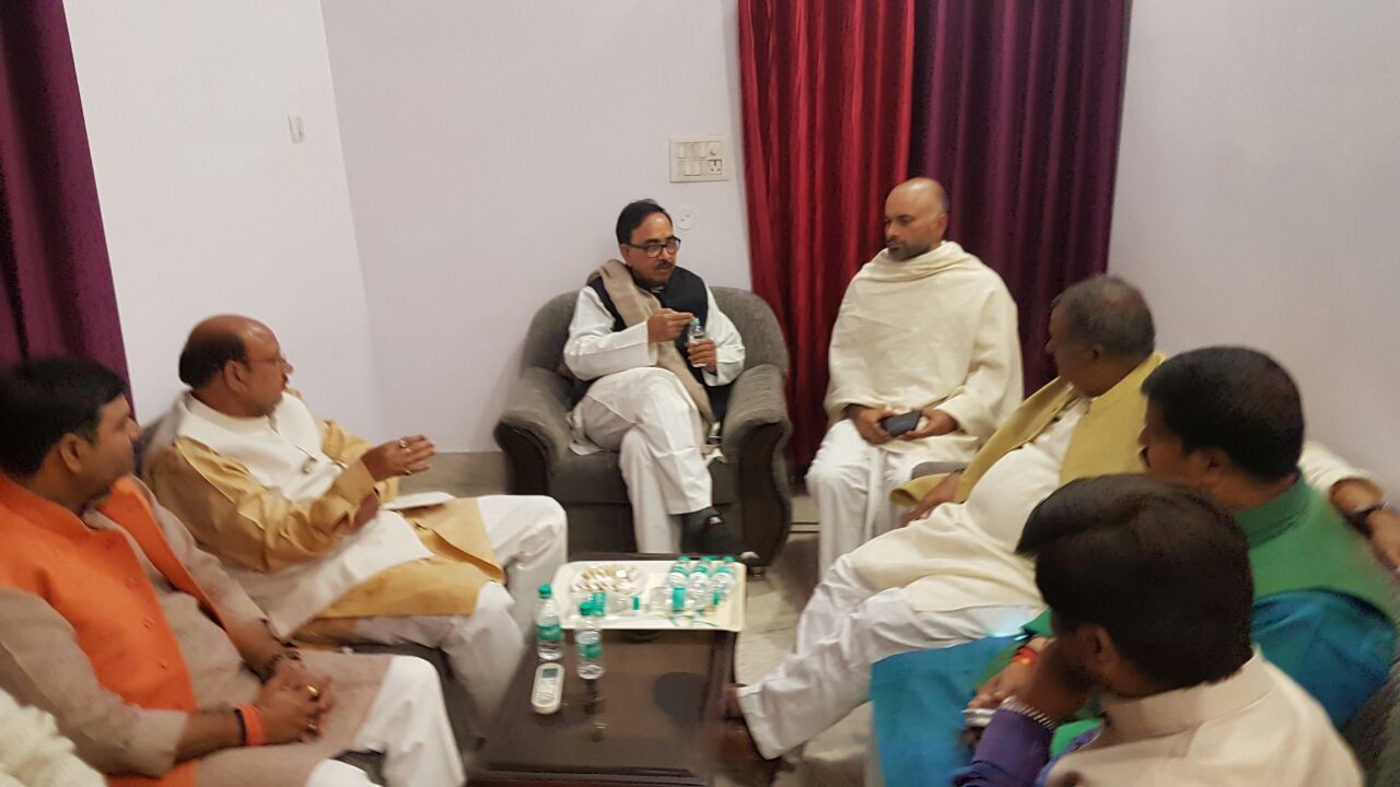 भाजपा के प्रदेश अध्यक्ष समेत कई सांसद पहुचे कपसेठी हाऊस