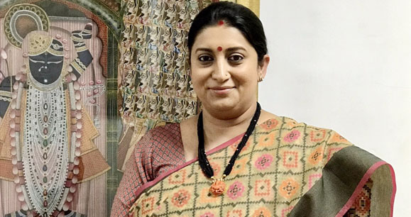 #CottonIsCool: स्मृति ईरानी के एक ट्वीट ने किया ऐसा कमाल, ट्विटर पर ट्रेंड हुआ कॉटन #CottonIsCool: स्मृति ईरानी के एक ट्वीट ने किया ऐसा कमाल, ट्विटर पर ट्रेंड हुआ कॉटन