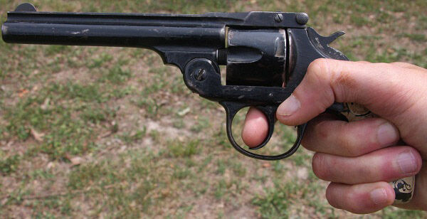 दादरी: नशे में धुत सीआरपीएफ जवान ने किराना व्यापारी को गोली मारी, व्यापारी की मौत