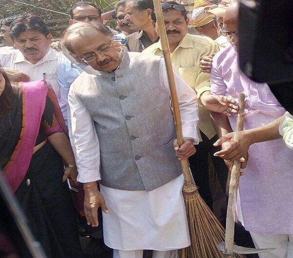स्वच्छता अभियान PM मोदी का सपना, योगी सरकार PM के सपने को करेगी पूरा - सिद्धार्थ नाथ सिंह