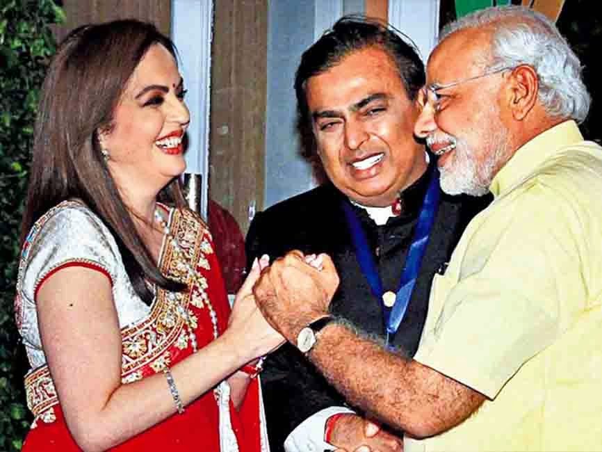 डीजल पेट्रोल की कीमतों पर कब लगेगी रोक, पोल खोलती ये रिपोर्ट सरकार दे रही जनता को धोखा! डीजल पेट्रोल की कीमतों पर कब लगेगी रोक, पोल खोलती ये रिपोर्ट सरकार दे रही जनता को धोखा!