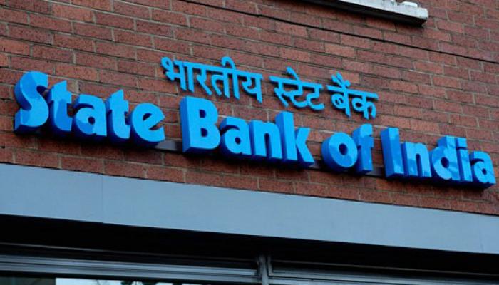 SBI में कई पदों पर निकली बंपर वैकेंसी, सैलरी होगी 74 हजार से ज्यादा, ऐसे करें आवेदन