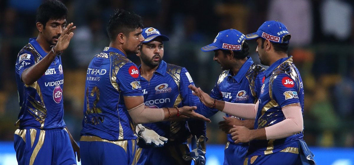 IPL-10 : मुंबई इंडियंस ने केकेआर को 6 विकेट से दी करारी शिकस्त, फाइनल में पुणे से होगी भिड़ंत