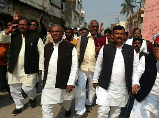 अन्याय की जड़ों पर निरंतर प्रहार करने वाले ललई पर अन्याय की पराकास्ठा दिखा रही है प्रशासनिक कार्यवाही अन्याय की जड़ों पर निरंतर प्रहार करने वाले ललई पर अन्याय की पराकास्ठा दिखा रही है प्रशासनिक कार्यवाही