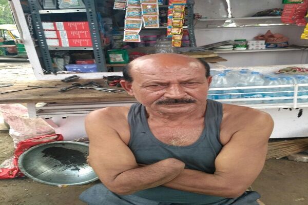 दिव्यांग के खोखे का चोरो ने तोडा ताला ,पुलिस नहीं लिख रही एफआईआर दिव्यांग के खोखे का चोरो ने तोडा ताला ,पुलिस नहीं लिख रही एफआईआर