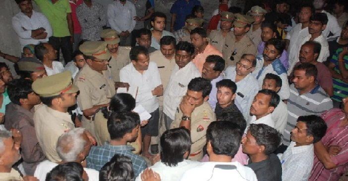 गाजियाबाद में बड़ा हादसा, सात की मौत पांच गंभीर घायल गाजियाबाद में बड़ा हादसा, सात की मौत पांच गंभीर घायल