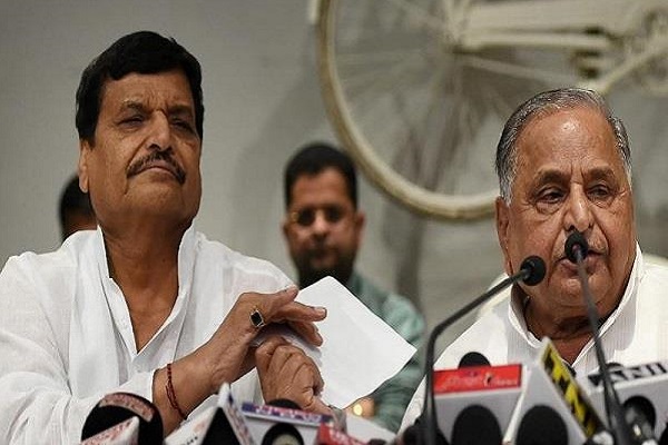 शिवपाल ने किया ऐलान, मुलायम होंगें मोर्चा से मैनपुरी लोकसभा उम्मीदवार शिवपाल ने किया ऐलान, मुलायम होंगें मोर्चा से मैनपुरी लोकसभा उम्मीदवार