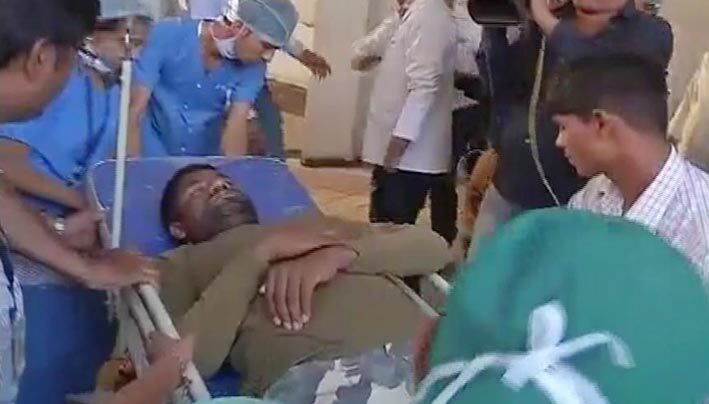 सुकमा : CRPF की 74वीं बटालियन पर हमला, 12 से सीधे 24 हुआ शहीदों का आंकड़ा सुकमा : CRPF की 74वीं बटालियन पर हमला, 12 से सीधे 24 हुआ शहीदों का आंकड़ा