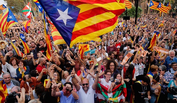 स्पेन के पीएम कैटालोनिया की संसद को किया बर्खास्त, 21 दिसम्बर को होगी वोटिंग