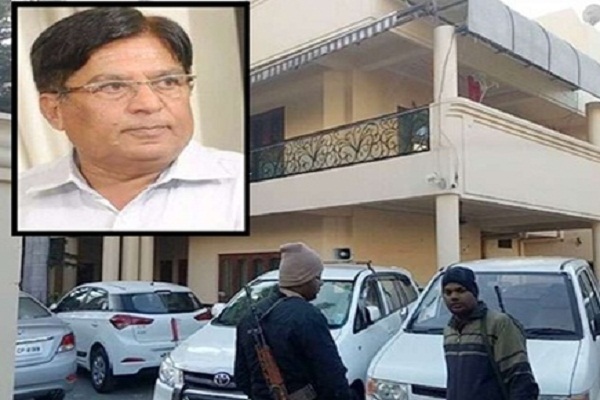 कंडक्टर से करोड़पति बने BJP नेता की 10 करोड़ की संपत्ति जब्त, बेनामी एक्ट के तहत कार्रवाई कंडक्टर से करोड़पति बने BJP नेता की 10 करोड़ की संपत्ति जब्त, बेनामी एक्ट के तहत कार्रवाई