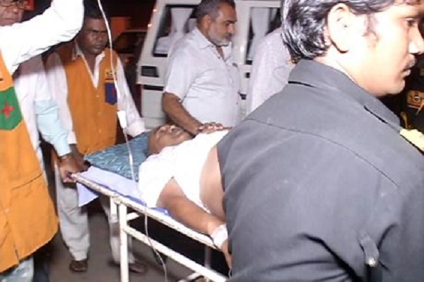 सड़क हादसे में मंत्री बाबूलाल वर्मा हुए घायल, हालत गंभीर, निजी सहायक की मौत सड़क हादसे में मंत्री बाबूलाल वर्मा हुए घायल, हालत गंभीर, निजी सहायक की मौत