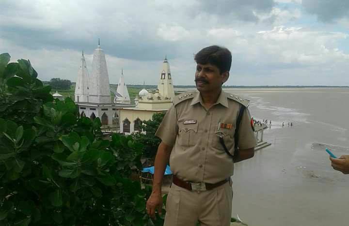 डीएसपी तनवीर बोले, तुम्हें तो गब्बर ने नचाया, हमें सांभा नचा रहा है