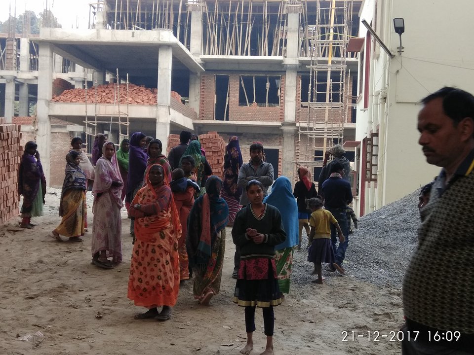 नक्सलियों से भी ज्यादे लुटेरे बसे हुए है BHU में, जानिए किसने कहा नक्सलियों से भी ज्यादे लुटेरे बसे हुए है BHU में, जानिए किसने कहा