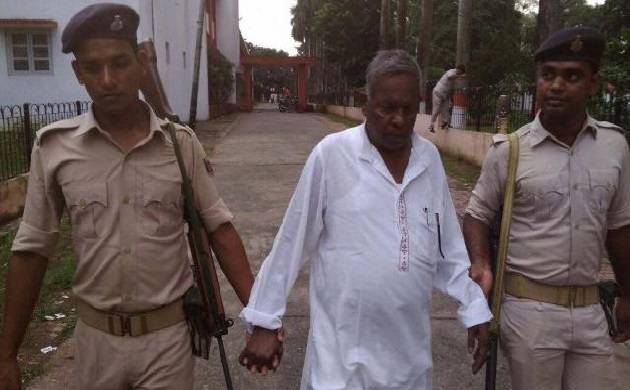 बिहार : सृजन घोटाले में गिरफ्तार नाजिर महेश मंडल की अस्पताल में मौत