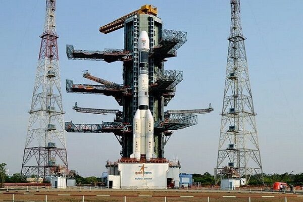 पड़ोसी देशों के लिए ISRO कल लॉन्च करेगा साउथ एशिया सैटेलाइट पाकिस्तान को नहीं मिलेगा लाभ पड़ोसी देशों के लिए ISRO कल लॉन्च करेगा साउथ एशिया सैटेलाइट पाकिस्तान को नहीं मिलेगा लाभ