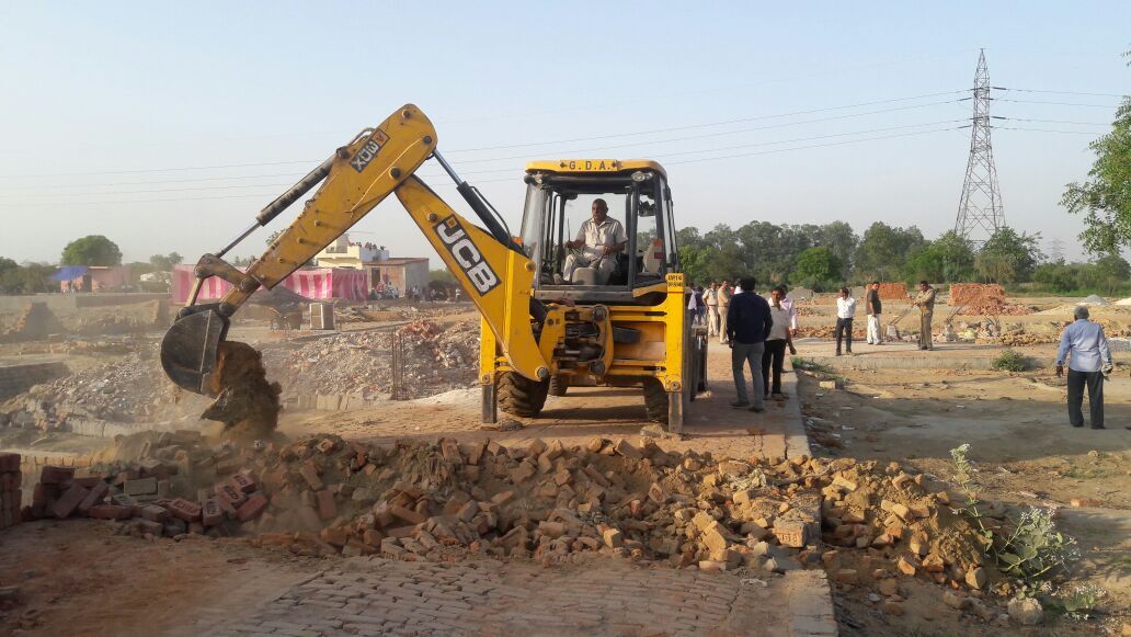 गाजियाबाद के कनावनी गांव मे जीडीए का कहर