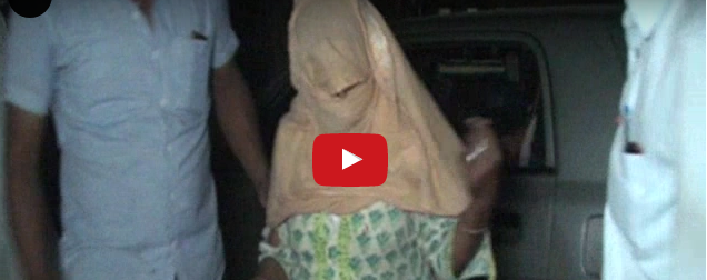 यूपी में महिला के साथ मारपीट करते हुए पुलिस ने कपड़े फाडे, वीडियो देखकर होंगे हैरान