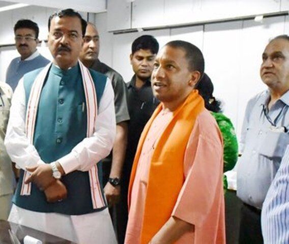 दो माह में ही योगी और मौर्य में हुआ 36 का आंकड़ा, सुनकर उड़े होश दो माह में ही योगी और मौर्य में हुआ 36 का आंकड़ा, सुनकर उड़े होश