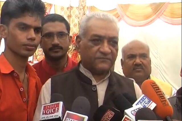 रोहगिंया देश के लिए खतरा- राकेश जैन रोहगिंया देश के लिए खतरा- राकेश जैन