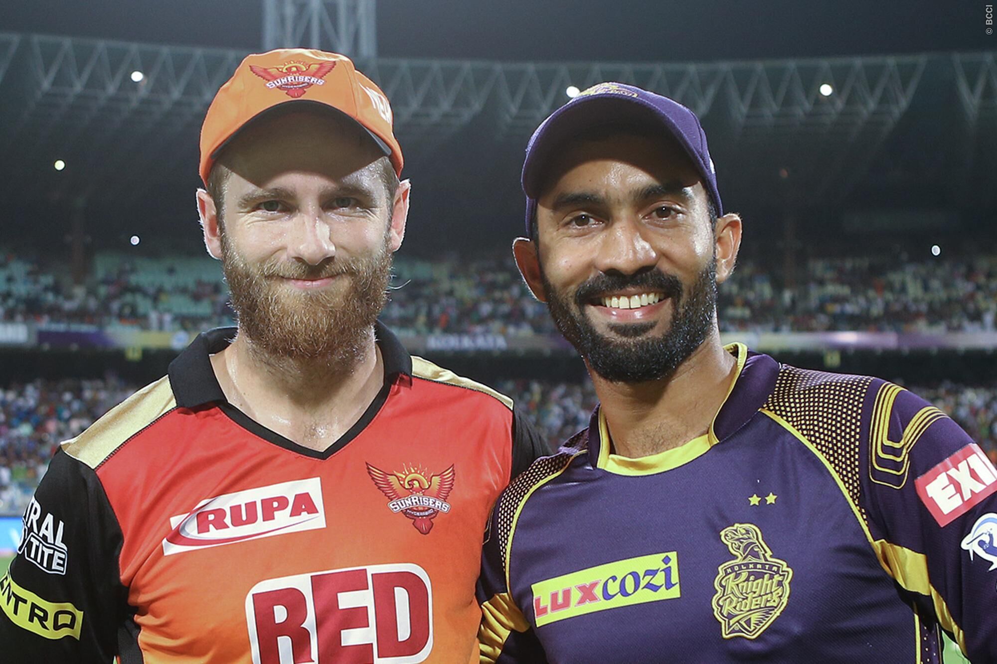 IPL Live Score KKRvsSRH : बल्लेबाजी करने उतरी हैदराबाद , शिखर और गोस्वामी क्रीज़ पर
