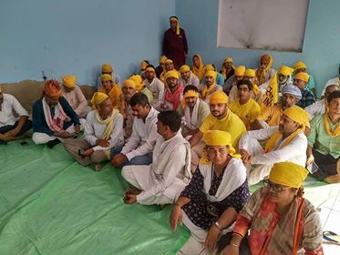 मोदी सरकार द्वारा योगेंद्र यादव के परिवार को निशाना बनाने की कोशिश, किसानों का सवाल उठने से बौखलाई सरकार