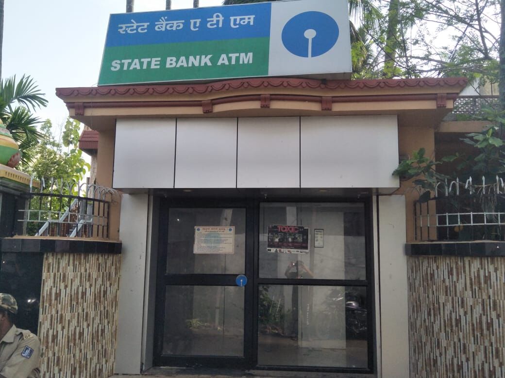 नही थम रही है एटीएम लूट की वारदातें, फिर से टारगेट में एसबीआई एटीएम, पुलिस लुटेरों से काफी दूर नही थम रही है एटीएम लूट की वारदातें, फिर से टारगेट में एसबीआई एटीएम, पुलिस लुटेरों से काफी दूर