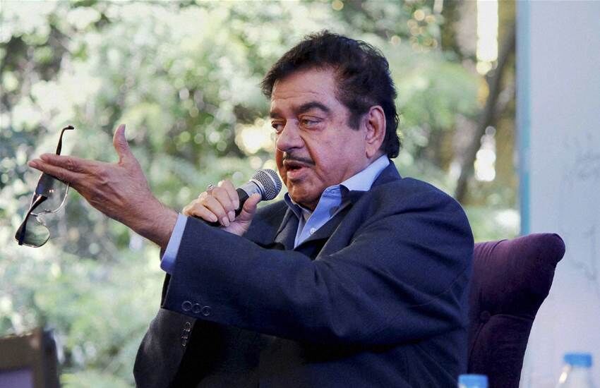 बीजेपी के शत्रु बोले, मोदी जी आप प्रधानमंत्री हो न कि गाँव के प्रधान, मची भाजपा में खलबली!