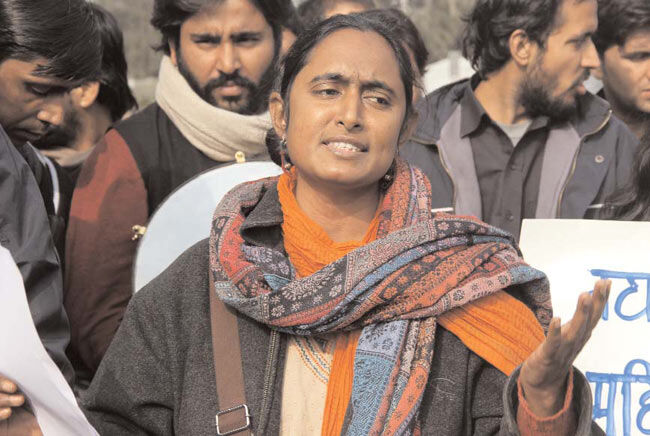 पीएम पर घिनौना आरोप लगाने की झूंठी खबर की कविता कृष्णन ने बताई असलियत! पीएम पर घिनौना आरोप लगाने की झूंठी खबर की कविता कृष्णन ने बताई असलियत!