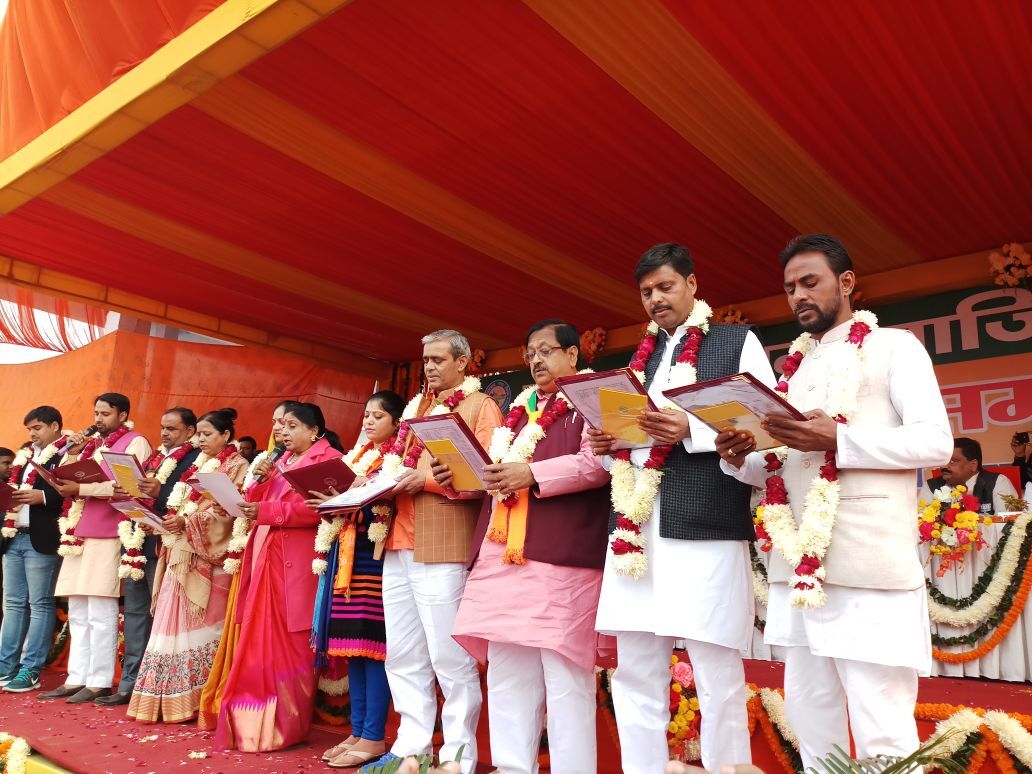 गाजियाबाद : नवनिर्वाचित मेयर और पार्षद का शपथ ग्रहण संपन्न गाजियाबाद : नवनिर्वाचित मेयर और पार्षद का शपथ ग्रहण संपन्न