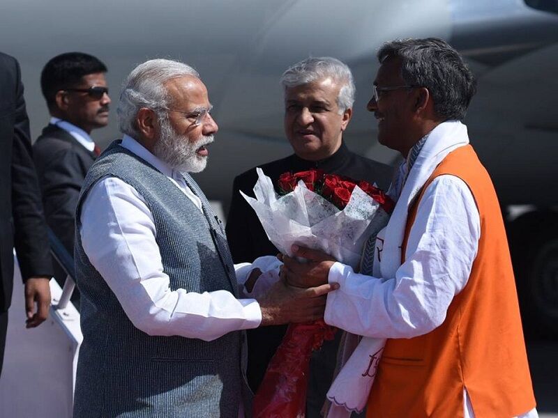 उत्तराखंडः त्रिवेंद्र रावत सरकार में मंत्रियों को मिले विभाग, सीएम के पास 40 विभाग उत्तराखंडः त्रिवेंद्र रावत सरकार में मंत्रियों को मिले विभाग, सीएम के पास 40 विभाग