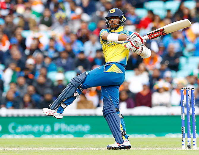 LIVE चैंपियंस ट्रॉफी INDvSL : चैंपियंस ट्रॉफी INDvSL : श्रीलंका ने भारत को हराया LIVE चैंपियंस ट्रॉफी INDvSL : चैंपियंस ट्रॉफी INDvSL : श्रीलंका ने भारत को हराया
