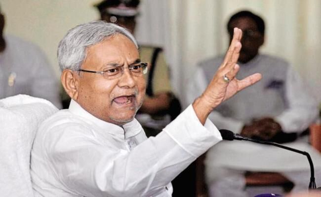 आरजेडी के बड़बोले नेताओं को पार्टी से निकालें लालू- जद यू