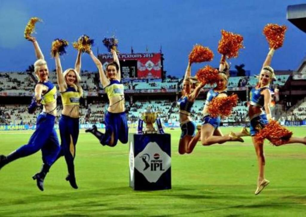 यूपी: IPL सट्टा गिरोह का भांडाफोड़, 5 लोग गिरफ्तार यूपी: IPL सट्टा गिरोह का भांडाफोड़, 5 लोग गिरफ्तार