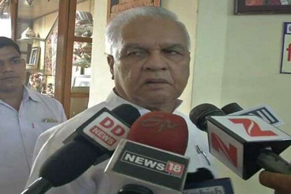 शहीदों को लेकर नितीश के मंत्री ने दिया बेतुका बयान, बीजेपी ने की इस्तीफे की मांग