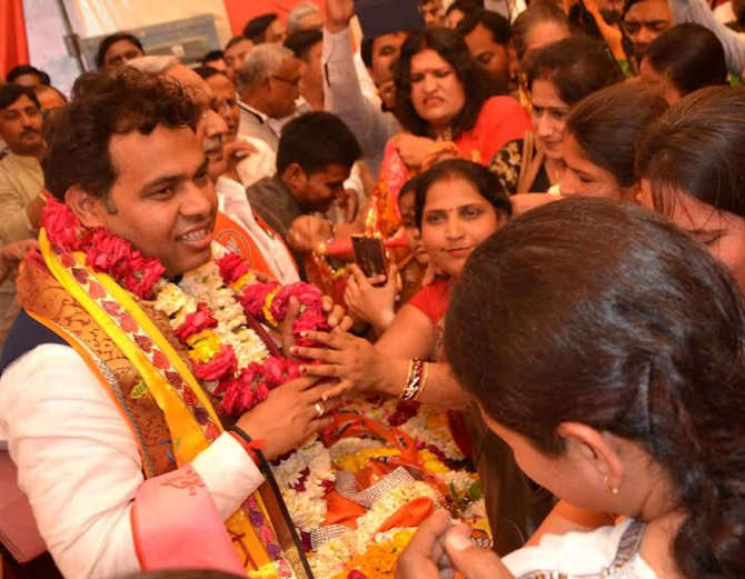 स्पेशल कवरेज न्यूज़ की खबर से गाँव में विद्युतीकरण शुरू, मंत्री श्रीकांत शर्मा का धन्यवाद स्पेशल कवरेज न्यूज़ की खबर से गाँव में विद्युतीकरण शुरू, मंत्री श्रीकांत शर्मा का धन्यवाद