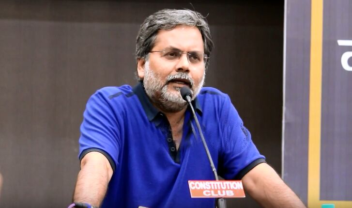 अरबों रुपये लुटाकर जो संसद पहुंचा, वह तो देश लूटेगा ही और सत्ता-संसद ही उसे बचाएगी अरबों रुपये लुटाकर जो संसद पहुंचा, वह तो देश लूटेगा ही और सत्ता-संसद ही उसे बचाएगी