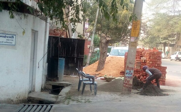 गाजियाबाद में हो रही NGT के नियमों की अवहेलना