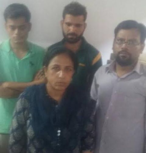 रह्जान, वकील, अबरार और महिला समसाद बीजेपी कार्यकर्ता बन कर रहे थे अवैध बसूली, खुलासा होते ही उड़ गए होश!