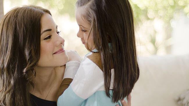 जरूरी खबर : एक मां अपनी बेटी को जरूर सिखाए ये 6 बातें